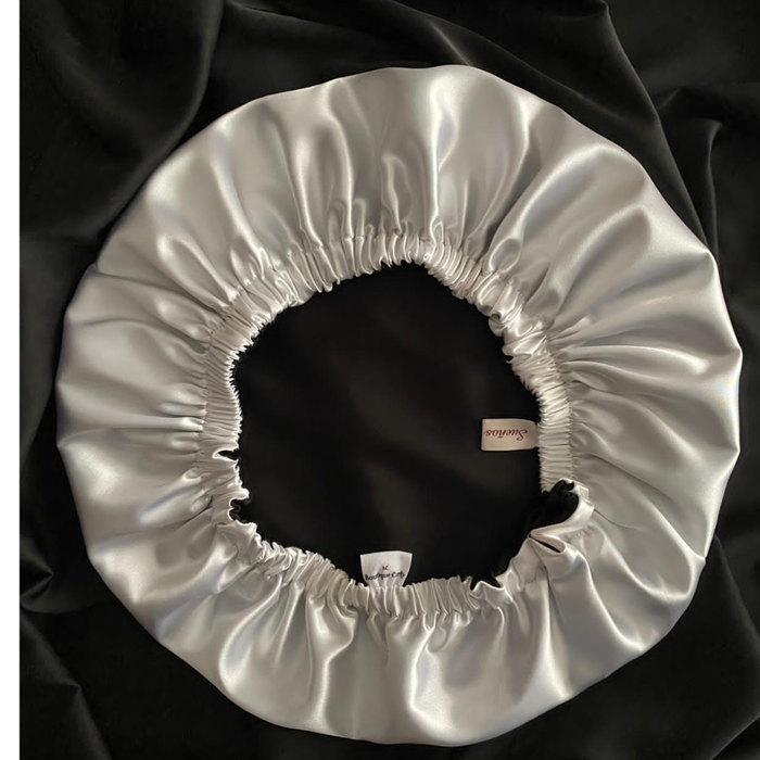 Sueños De Satén By CurlyStop